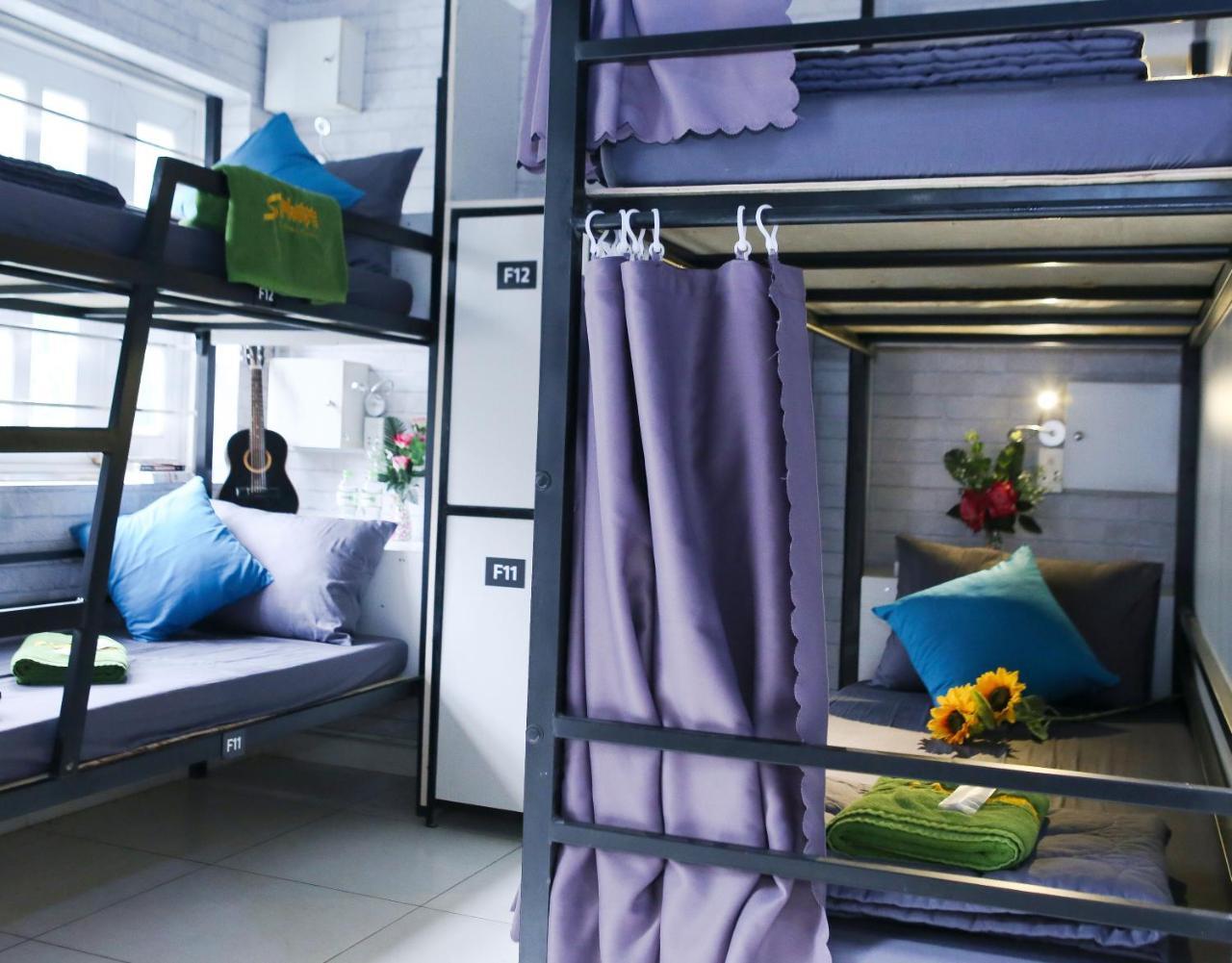 S Phuot Airport Hostel Ho Si Minh-város Kültér fotó