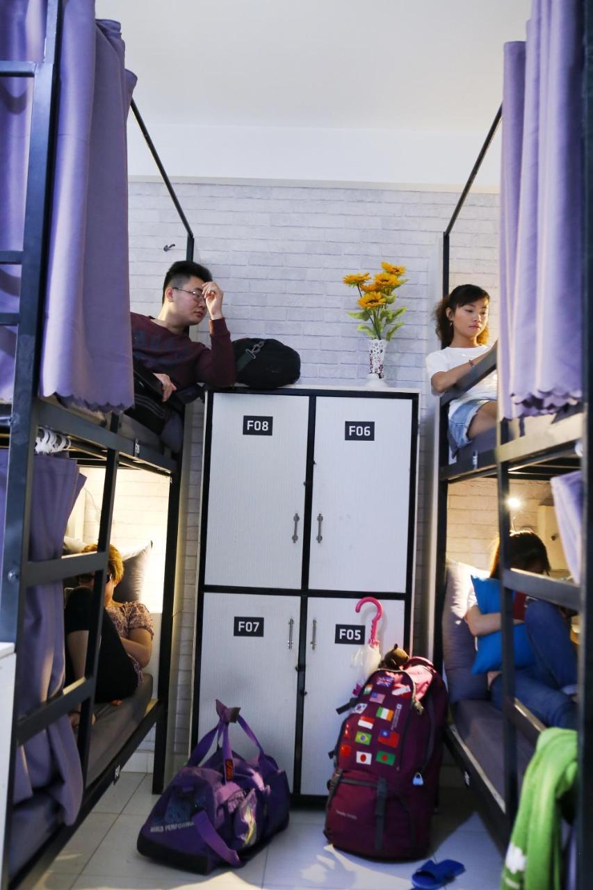 S Phuot Airport Hostel Ho Si Minh-város Kültér fotó