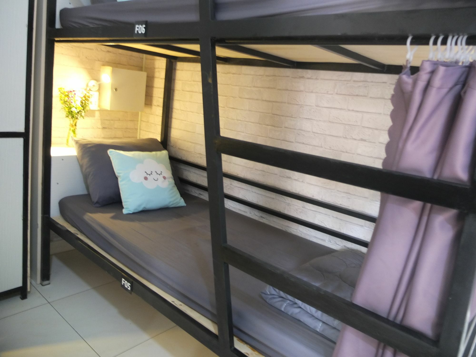 S Phuot Airport Hostel Ho Si Minh-város Kültér fotó